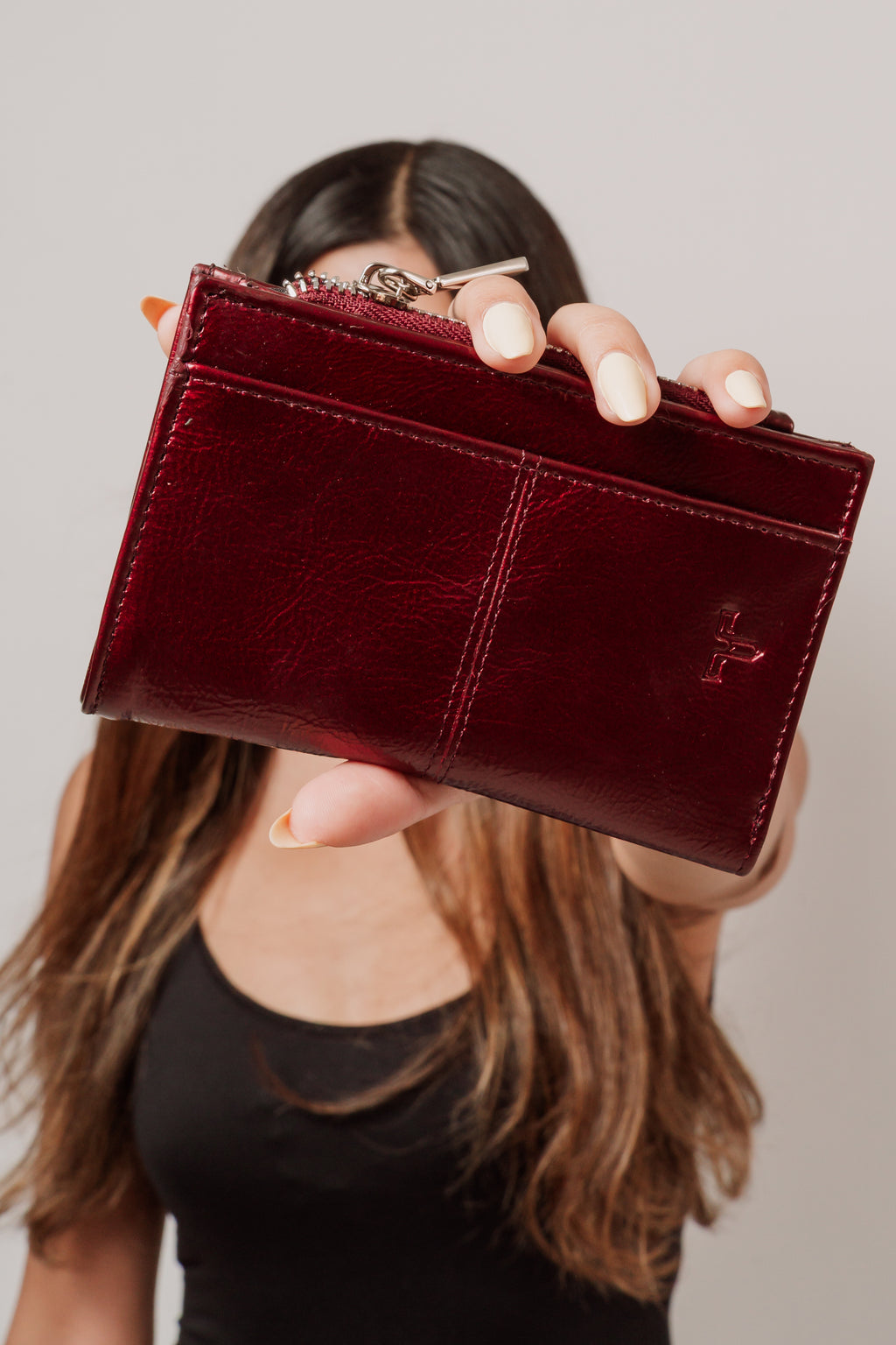 Cartera de piel Odet Guinda