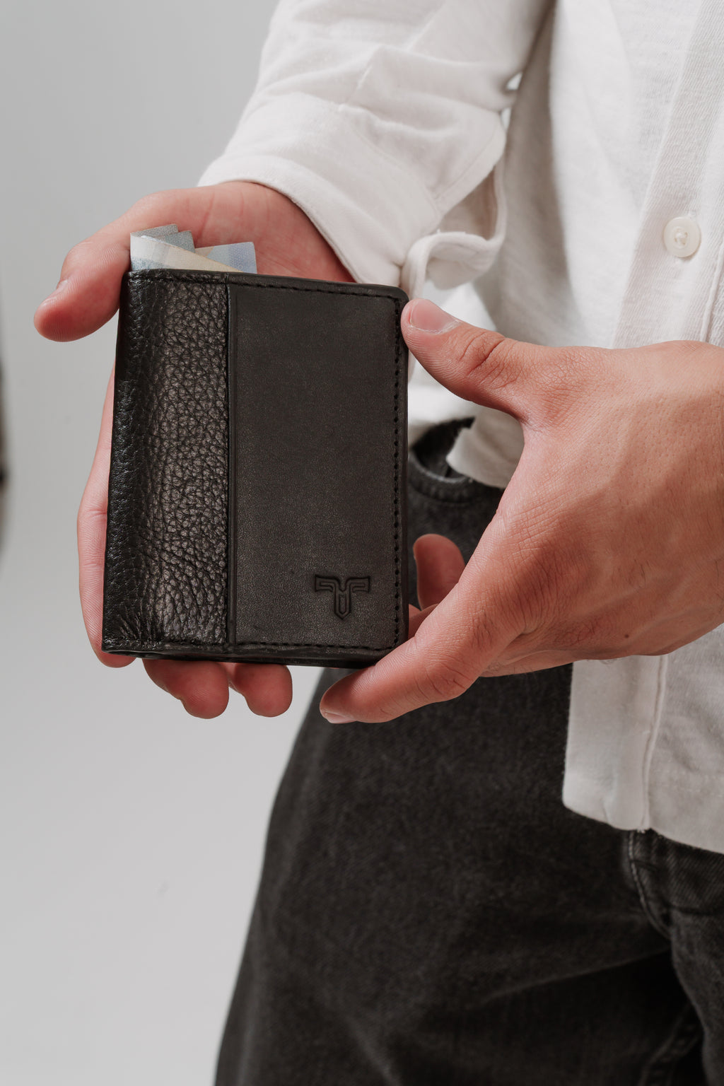 Cartera de piel Yukon negra